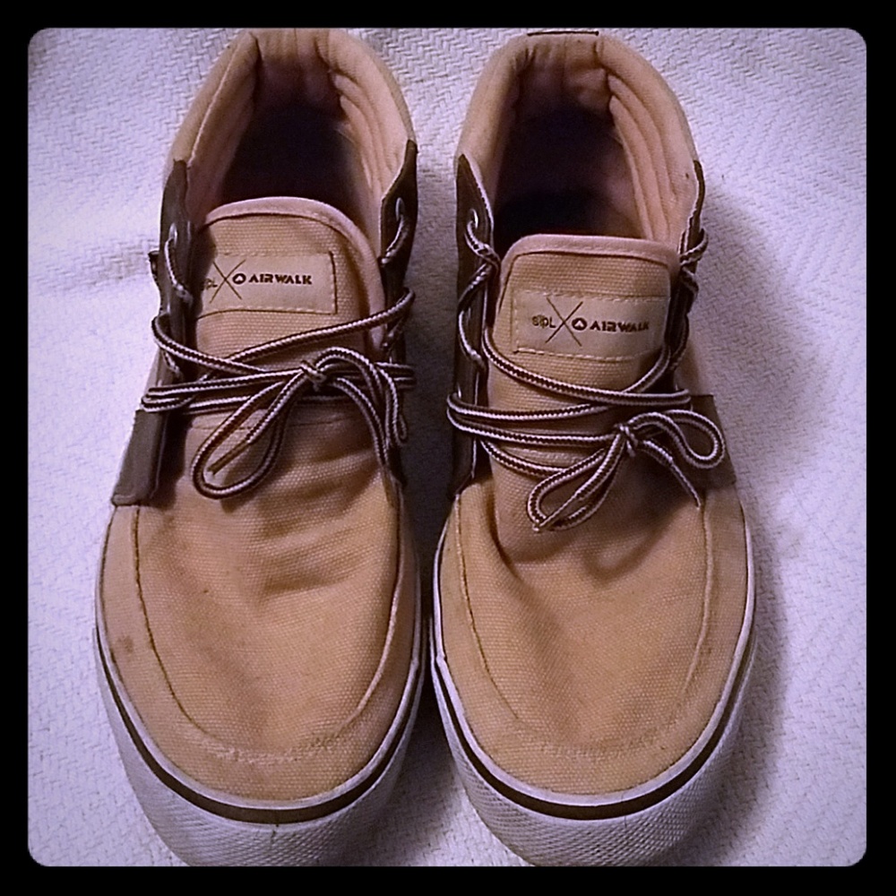 Airwalk shoes